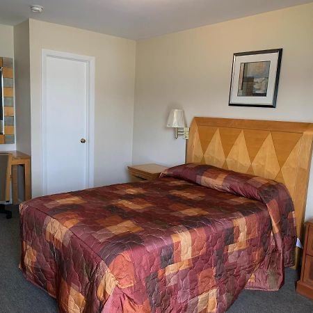 South Windsor Nitey Nite Motel מראה חיצוני תמונה