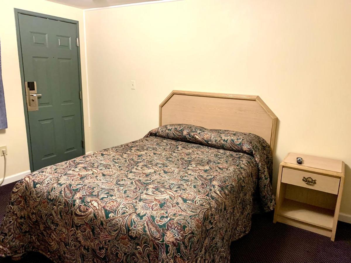 South Windsor Nitey Nite Motel מראה חיצוני תמונה